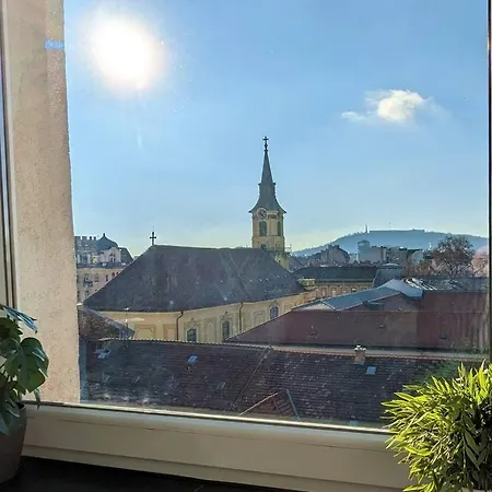 Apartamento Modern With Skyline View - Skyline